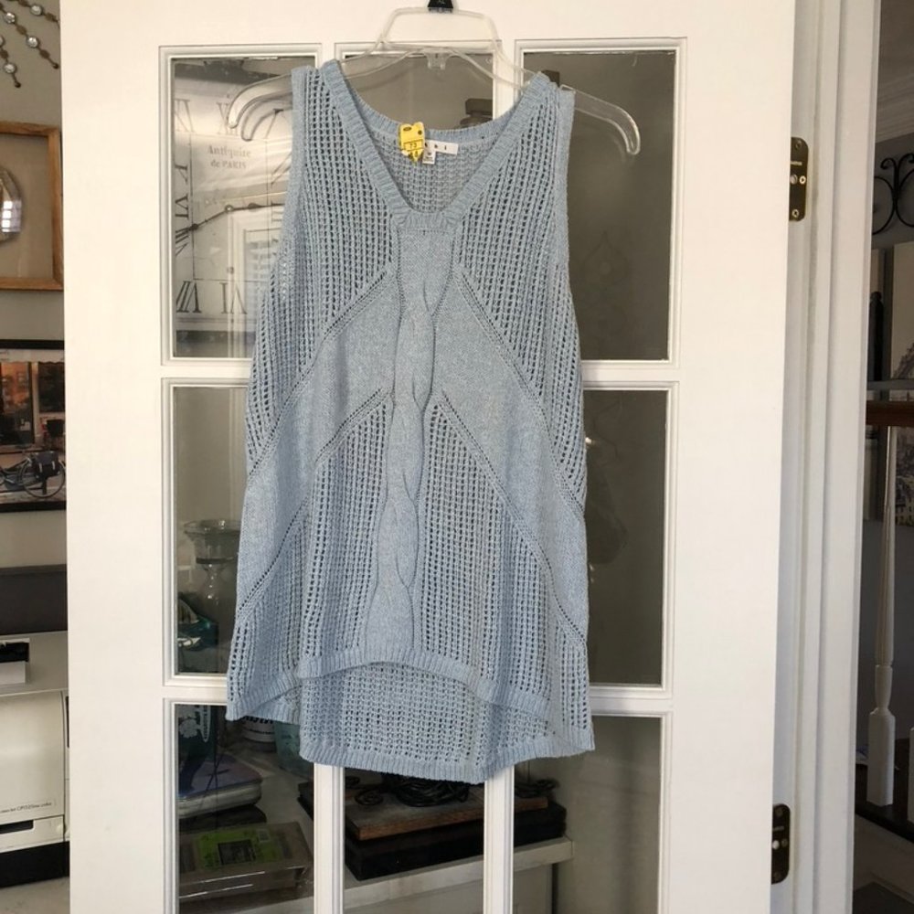 cabi Seaspray Sweater size Medium